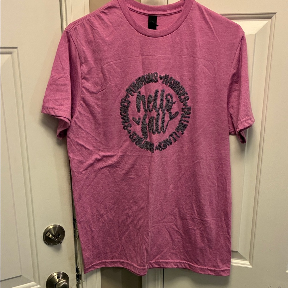 Gildan Pink Short Sleeve Tee